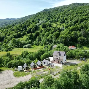 Gasthuis Vita Guesthouse, Bajram Curri